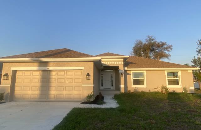 2593 Englewood Rd