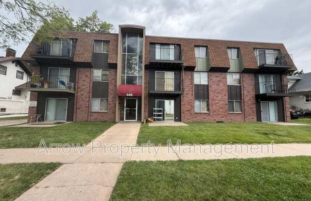649 South 18th Street-25