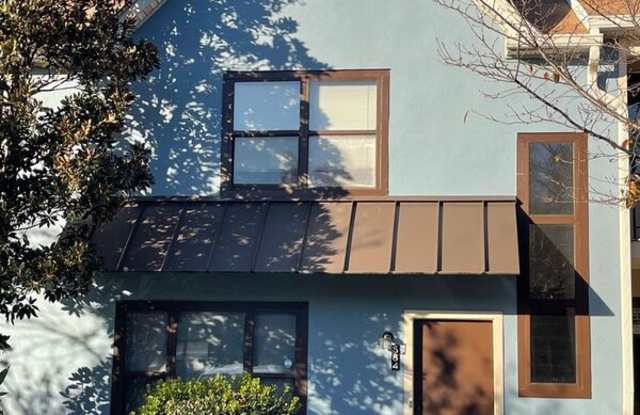 584 Pebblecreek Court