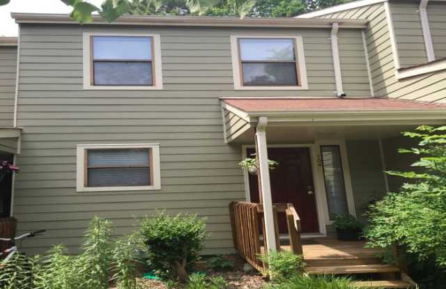 104 Cedarwood Lane