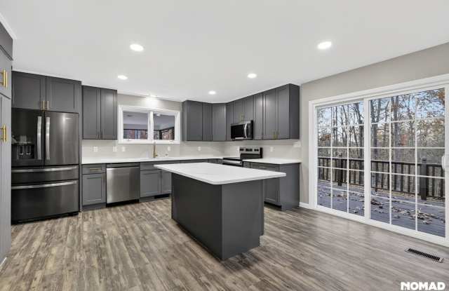 Spacious 4BR House in Thomasville