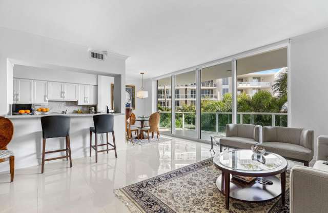 500 SE Mizner Boulevard