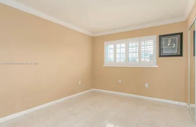 Photo of 633 NE 2nd Ave