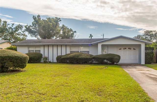 11698 75TH AVENUE - 11698 75th Avenue North, Seminole, FL 33772