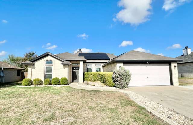 Price Drop! Viewable NOW Pets Accepted! - 4905 Joseph Drive, Killeen, TX 76542