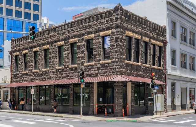 206 Merchant Street