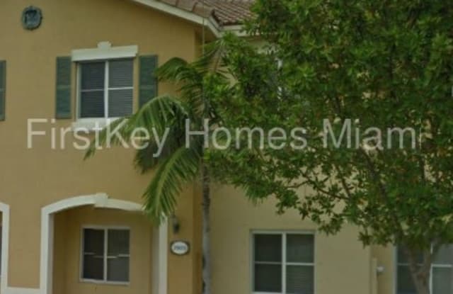 2903 Southeast 15th Terrace - 2903 Southeast 15th Terrace, Homestead, FL 33035