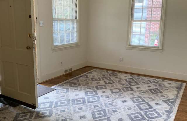 Historic Downtown Fisher Park Duplex