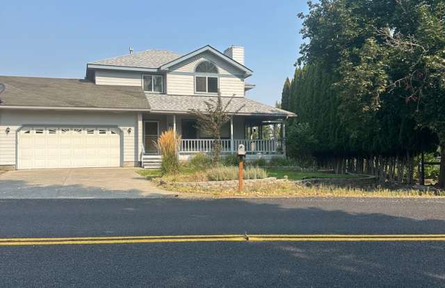 Photo of Two Story home with Finished basement- Hayden