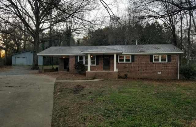 Photo of 5003 Calhoun Road NE