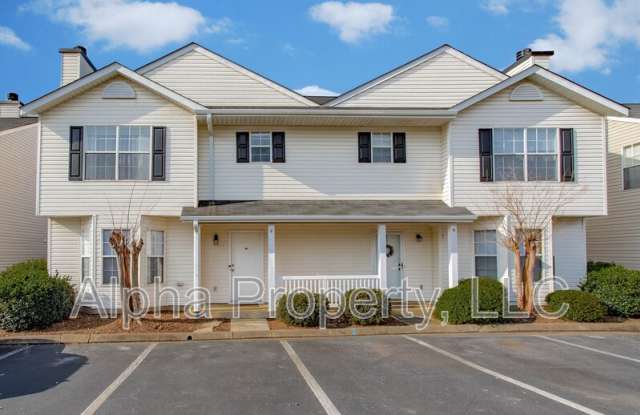 Photo of 8 Hayfield Ln