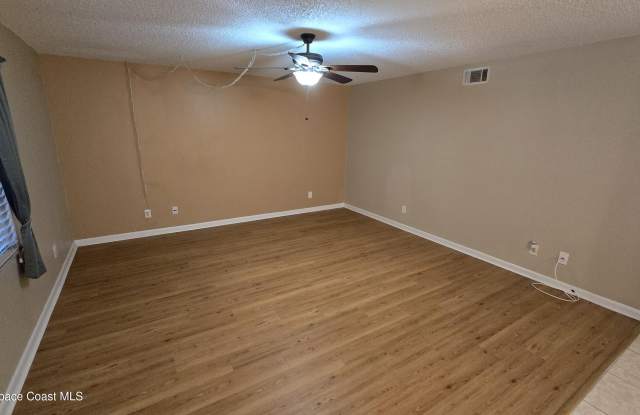 3213 Murrell Road unit: 103