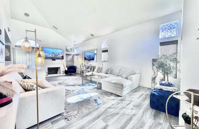 Photo of 28820 Bridge Water Ln