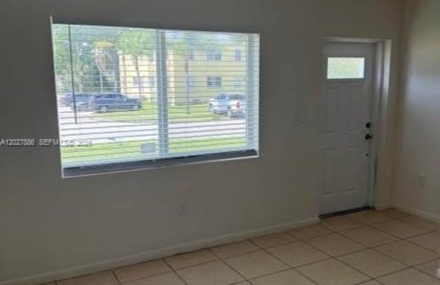 215 NW 84th St