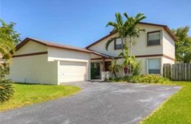 4066 NW 1st Pl - 4066 Northwest 1st Place, Deerfield Beach, FL 33442