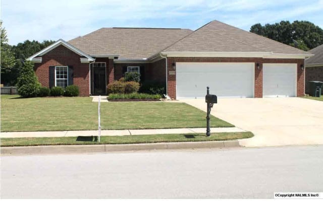 7009 EAGLE PARK CIRCLE - 7009 Eagle Park Circle Southeast, Huntsville, AL 35763