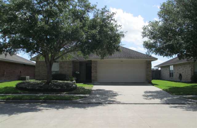 104 Gemini Ct - 104 Gemini Ct, Victoria, TX 77901