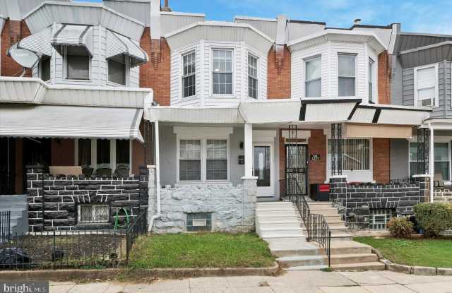 1319 N ROBINSON Street