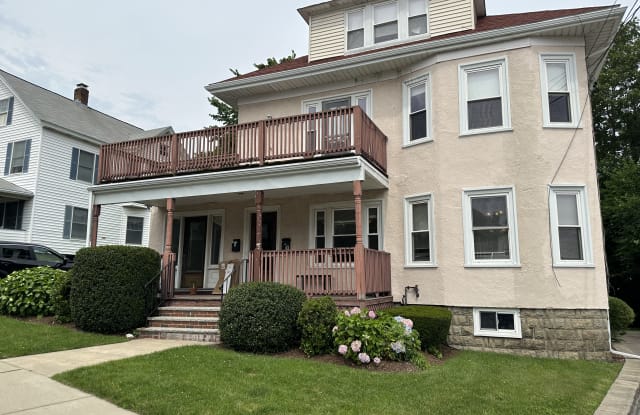 7 Upland Rd - 7 Upland Road, Watertown Town, MA 02472