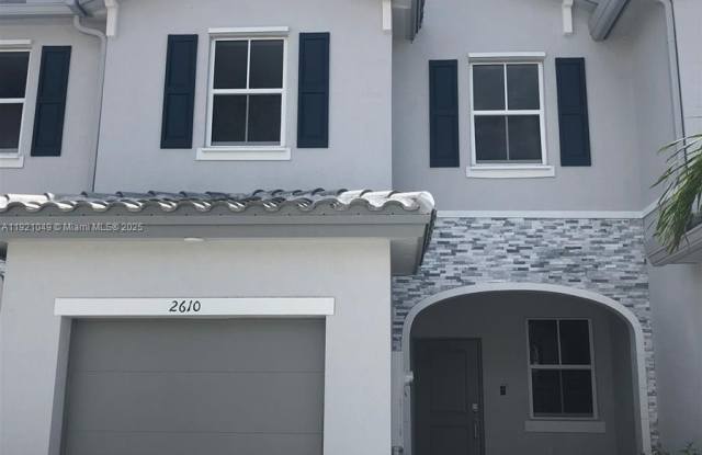 Photo of 2610 SE 13th St