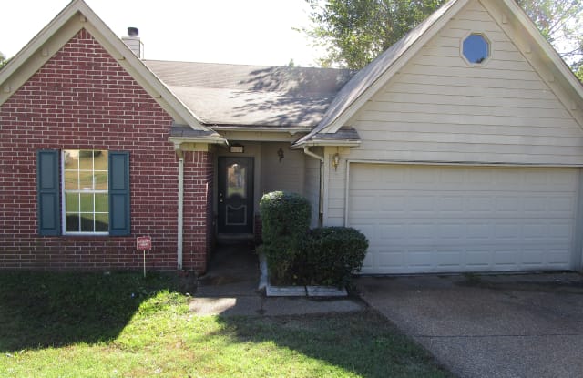 5605 Autumn Valley Dr - 5605 Autumn Valley Drive, Shelby County, TN 38135