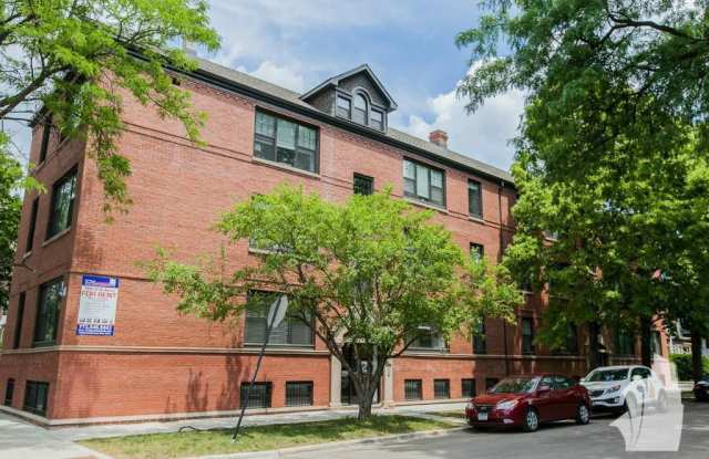 Photo of 1952 West Nelson Street