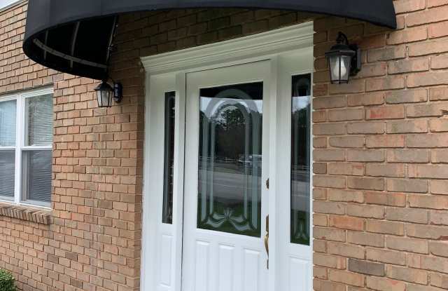 Photo of 1010 Ridgeway Avenue