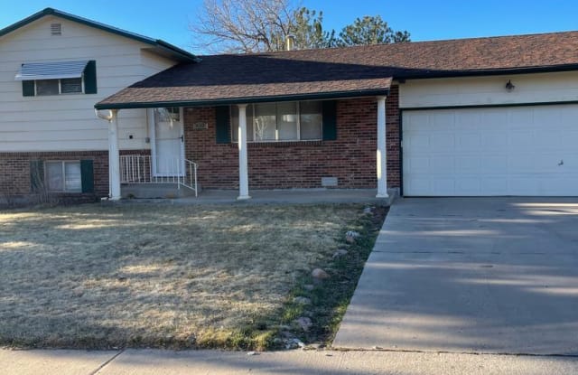 610 Candlewood Drive - 610 Candlewood Drive, Cañon City, CO 81212