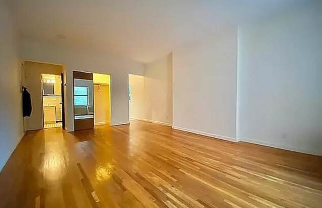 321 WEST 105 St.