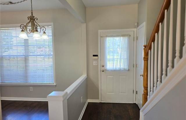 1702 Stanwood Drive NW