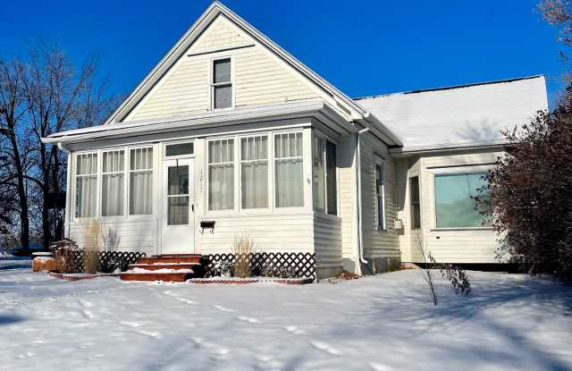 Photo of 1217 1st Ave S