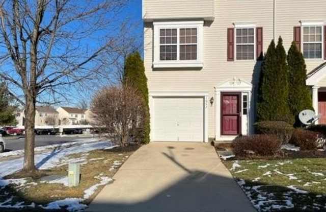 Photo of 1032 MOORE Road