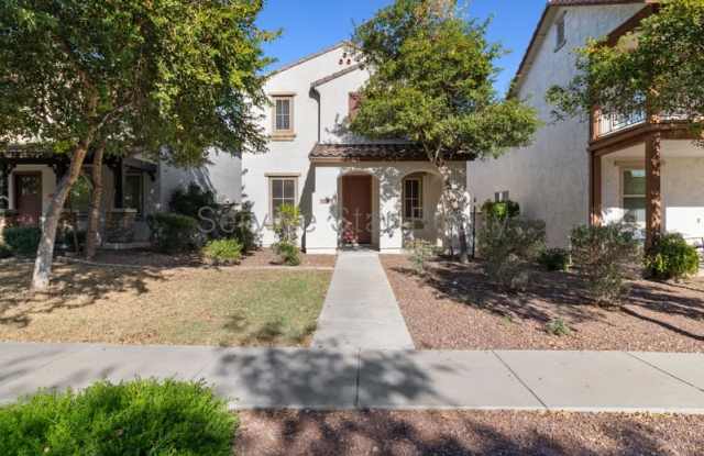 Photo of 2525 N Riley Rd