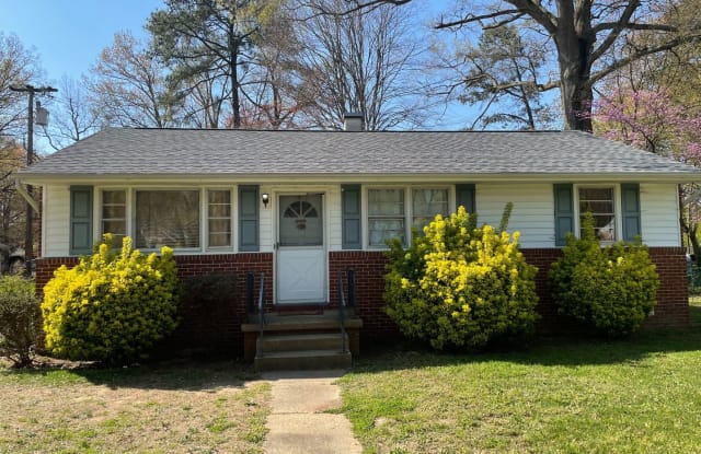 2907 Galena Ave - 2907 Galena Avenue, Bellwood, VA 23237