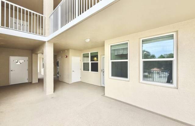 960 Starkey Road - 9104