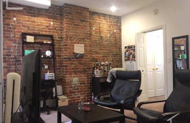 Photo of 1 bed in Fenway close to Northeastern