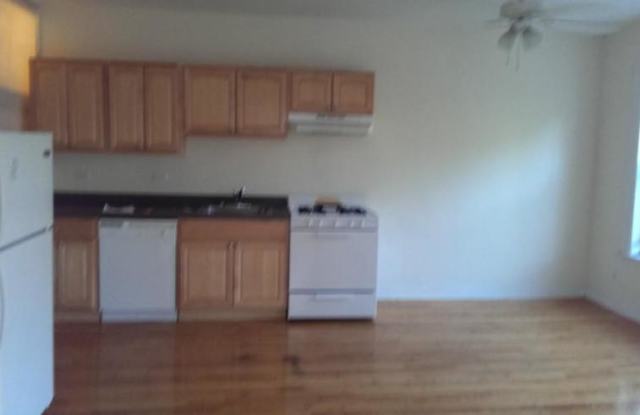 2008 West Foster Avenue