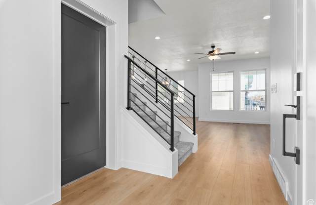 10726 S KESTREL RISE