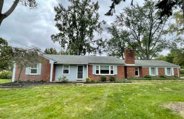 Photo of GORGEOUS AND SPACIOUS, 3 BED/2BATH RANCH HOME, BIRMINGHAM SCHOOLS-----DARTMOOR