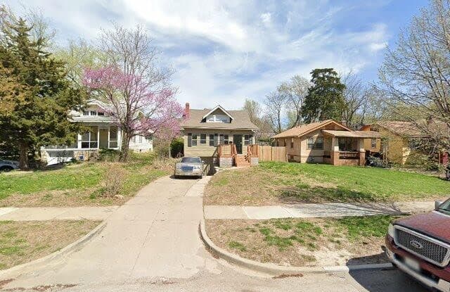 6705 Paseo Boulevard - 6705 The Paseo, Kansas City, MO 64132