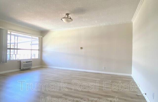 585 E Washington Blvd