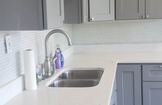 Photo of 1851 South Central Park Avenue