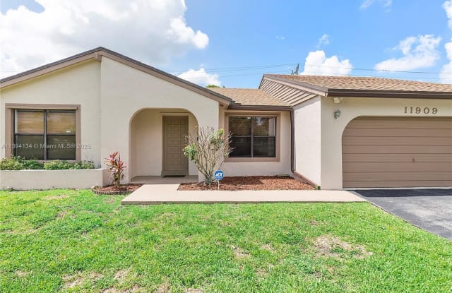 11909 SW 48th Ct - 11909 Southwest 48th Court, Cooper City, FL 33330