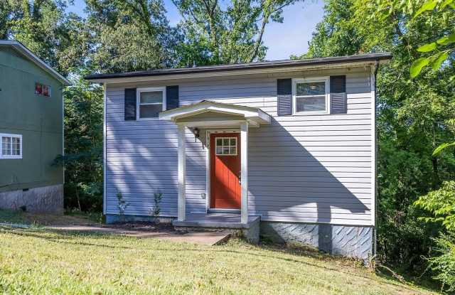 Modern, Newly Renovated Home
