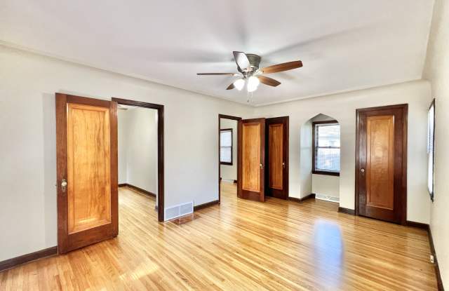 Photo of 1335 Blaine Avenue