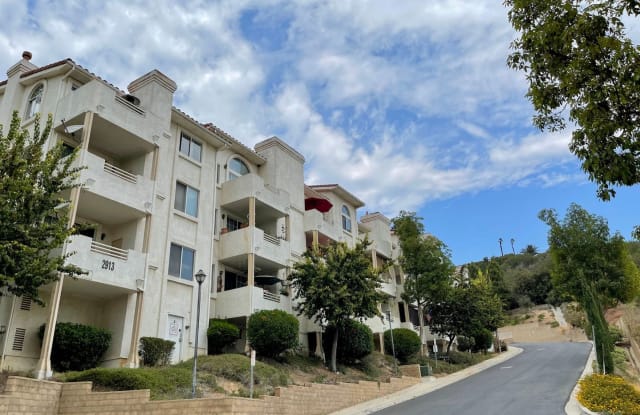 2913 Antonio Dr #205 - 2913 Antonio Drive, Camarillo, CA 93010