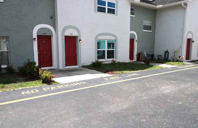 5712 TOWNHOUSE DRIVE