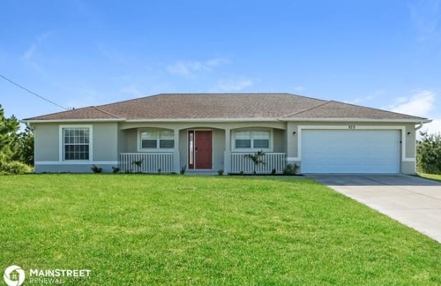 929 Portland Avenue South - 929 Portland Avenue South, Lehigh Acres, FL 33974