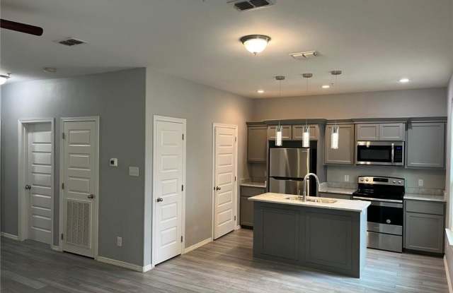 521 N Cynthia Street