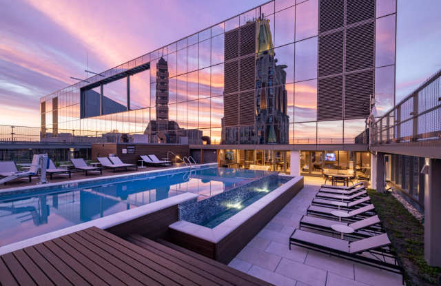 Photo of Luminary at One Light